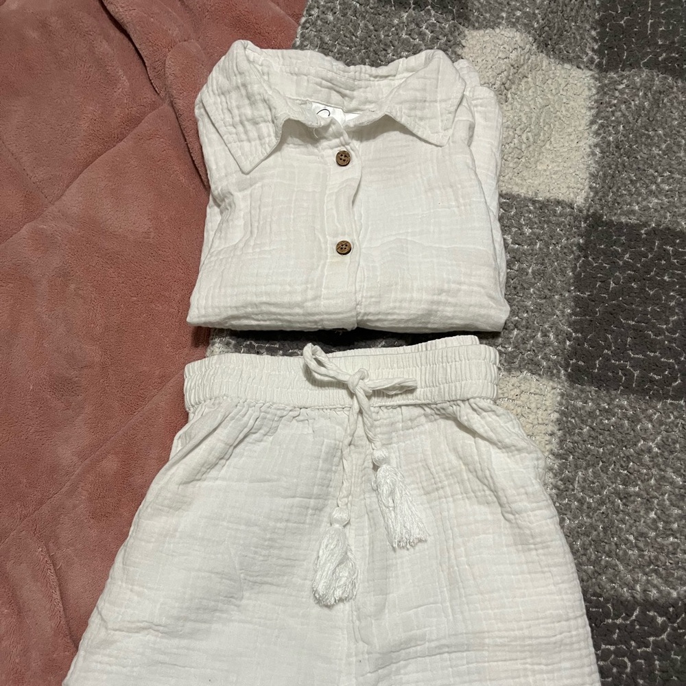 Goa Women’s White Cotton Beachwear Set/Short Set. Size XS. Great condition